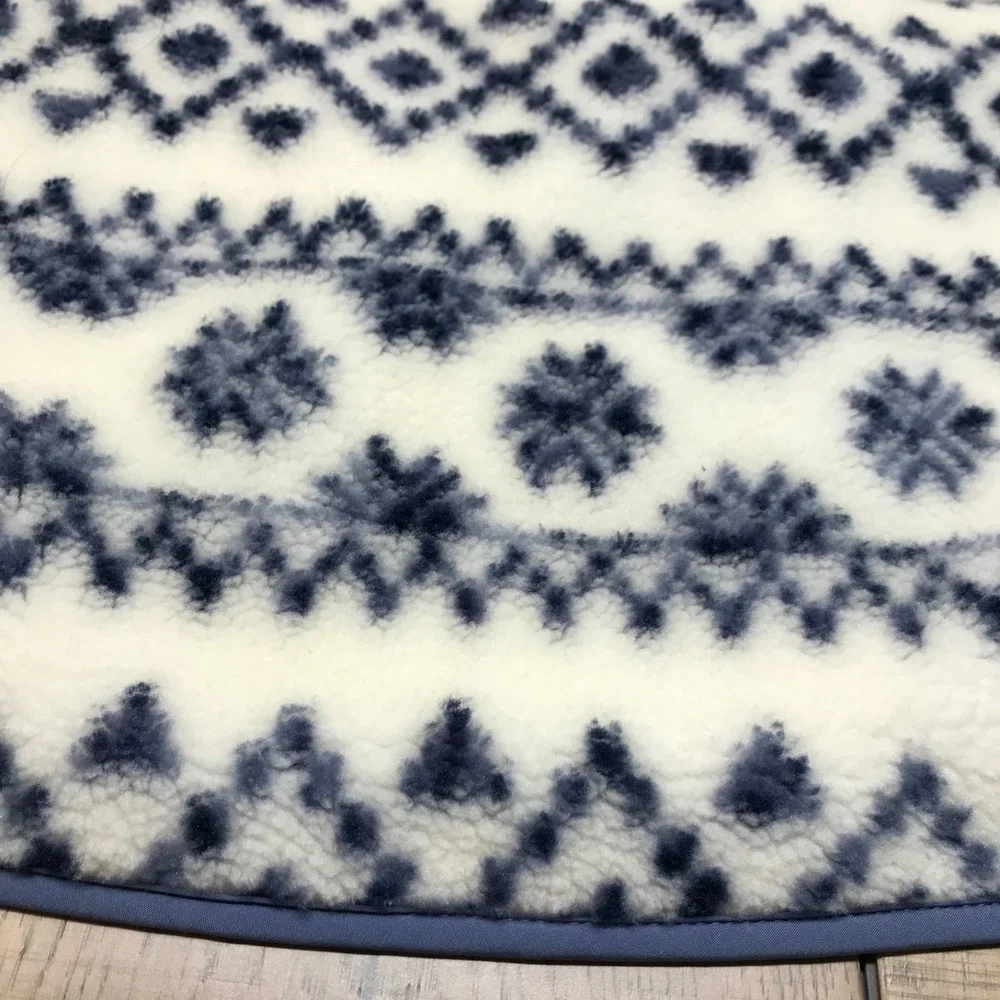 VS PINK Jacket Womens Size‎ XL Blue Sherpa Fair Isle Plush Teddy Snap Pullover